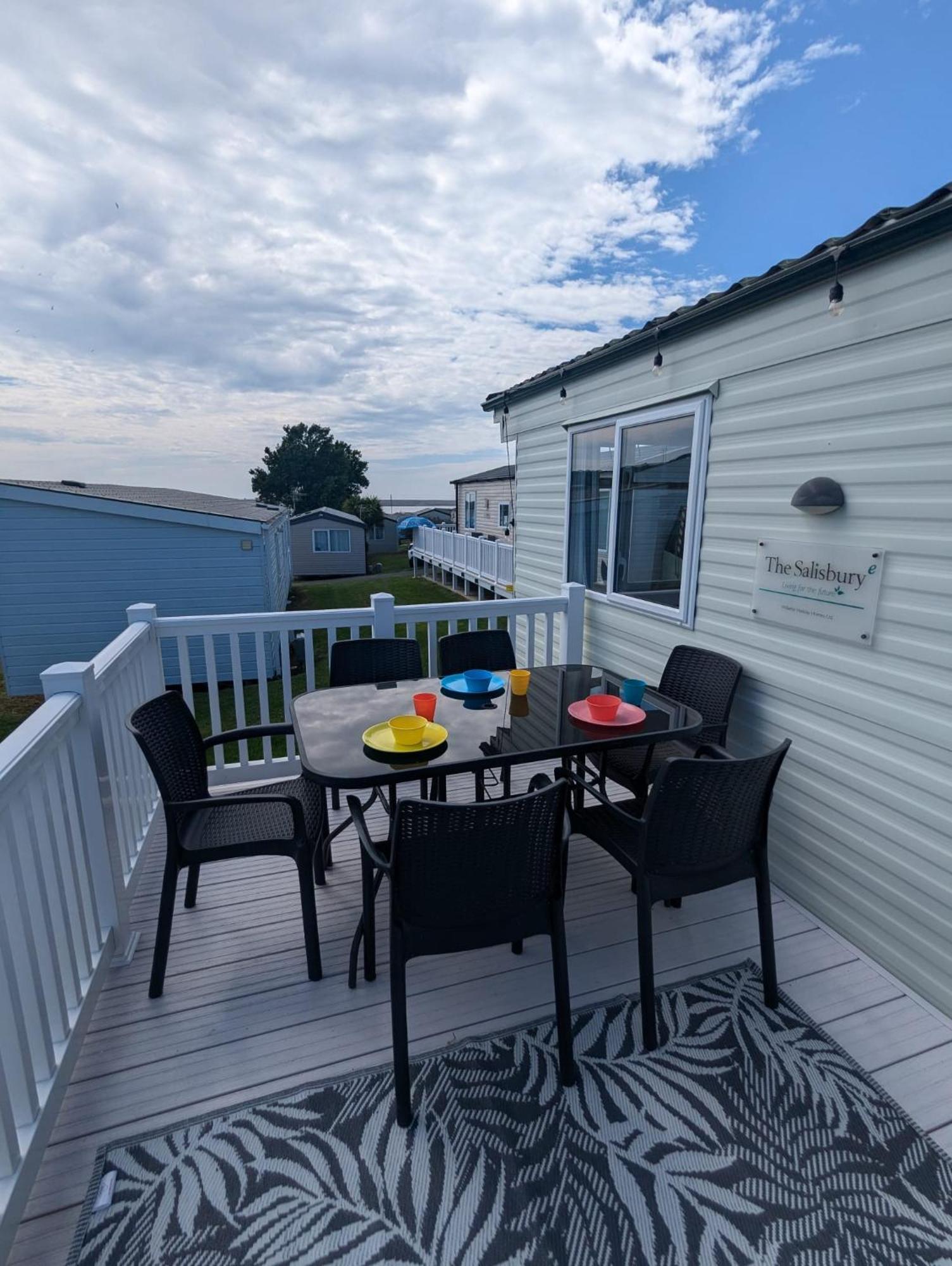 Wyke Regis Lovely Family Dog Friendly Caravan On Littlesea Holiday Park Weymouth Haven מראה חיצוני תמונה