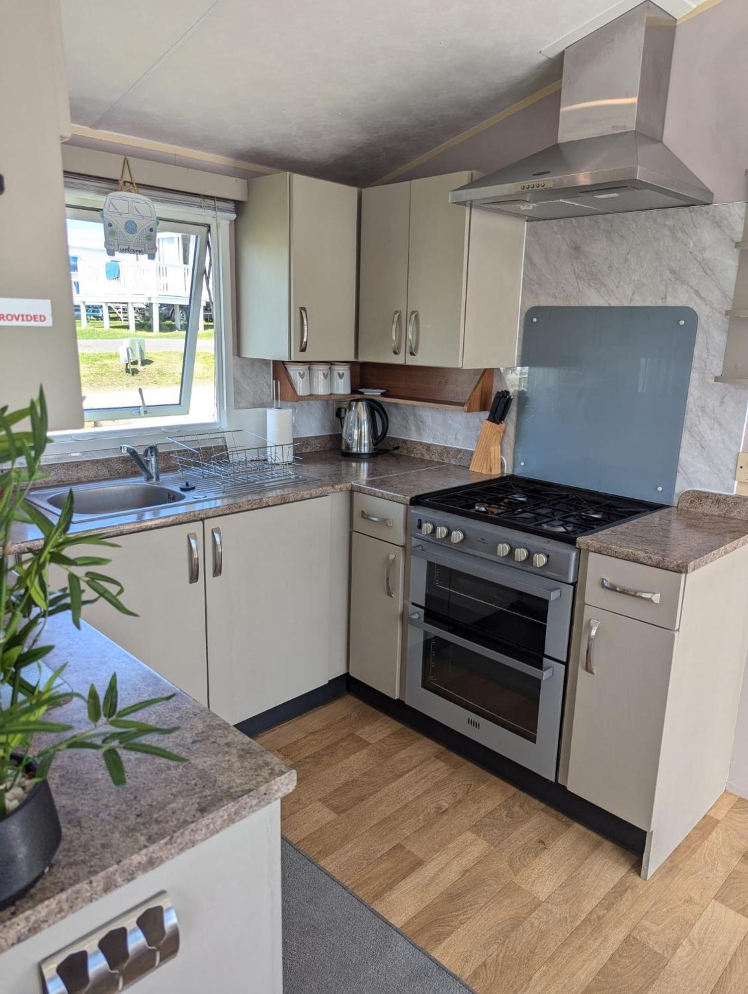 Wyke Regis Lovely Family Dog Friendly Caravan On Littlesea Holiday Park Weymouth Haven מראה חיצוני תמונה